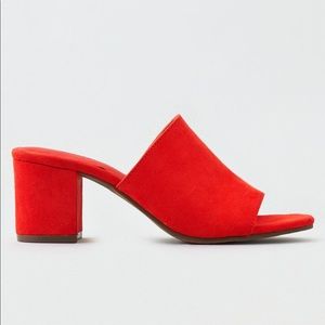 American eagle || bright orange block heels